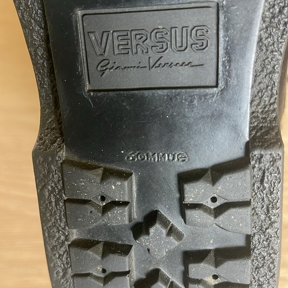 Versace Versus Vintage Men’s Chukka boot size 10. Soft Leather.Giani Versace - Picture 2 of 13
